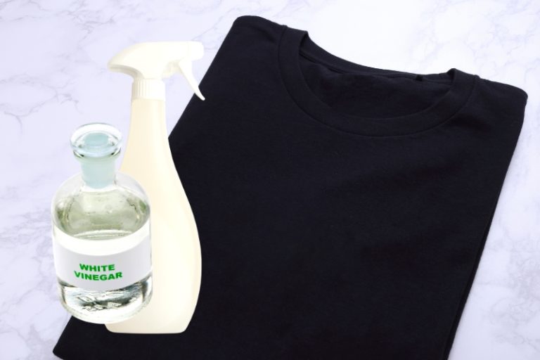 How To Remove Musty Smells From Clothes Without Washing Them