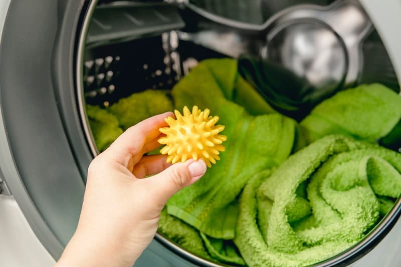 Tumble dryer ball