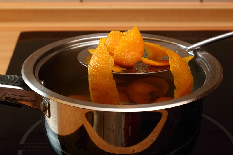 Orange zest simmer pot