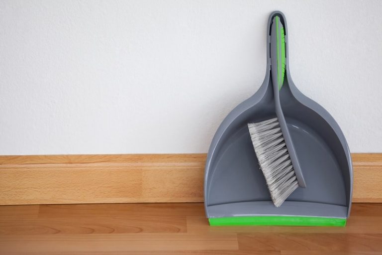 Best Dustpan and Brush Sets (2024 UK)
