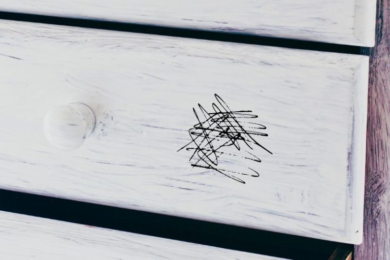 How to Get Pen Off Painted Wood