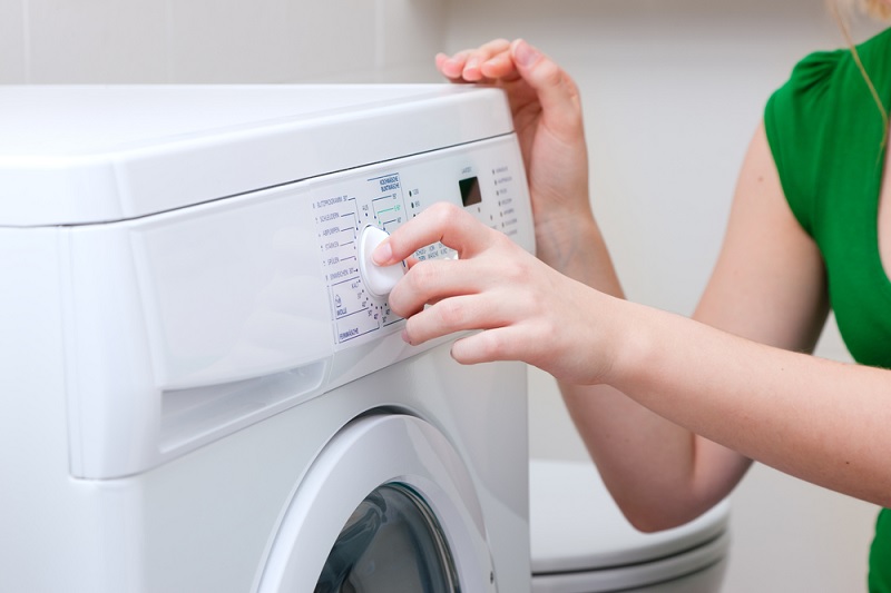 Selecting washing machine cycle