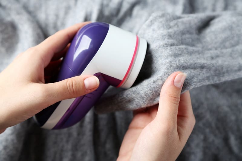 Using a fabric shaver