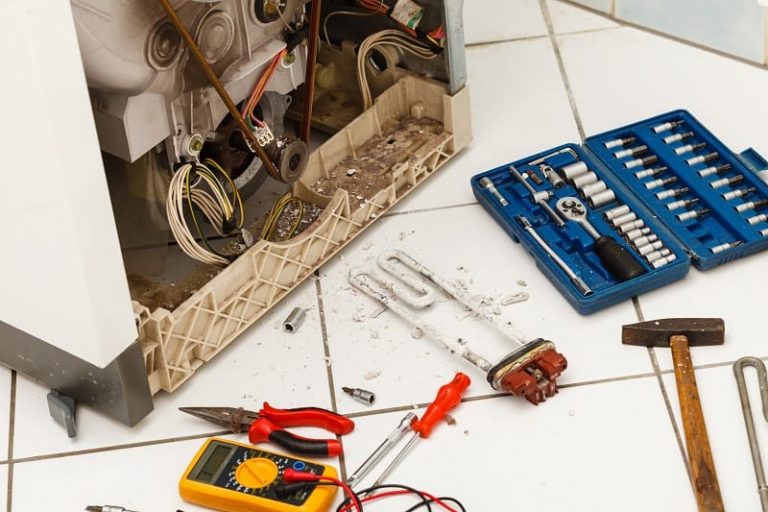 Why Is My Washing Machine So Loud? - In The Wash