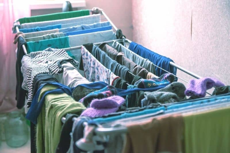 How to Dry Clothes in the Winter