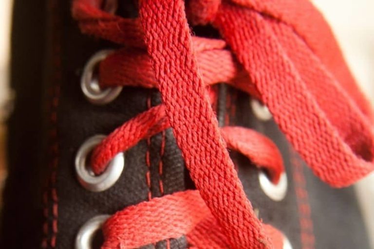 can leather converse go in the washing machine