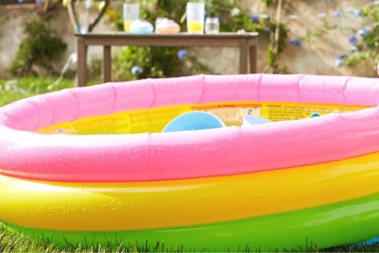How to Keep a Paddling Pool Clean