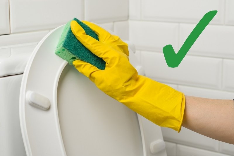 Preventing Yellow Stains in toilet seat