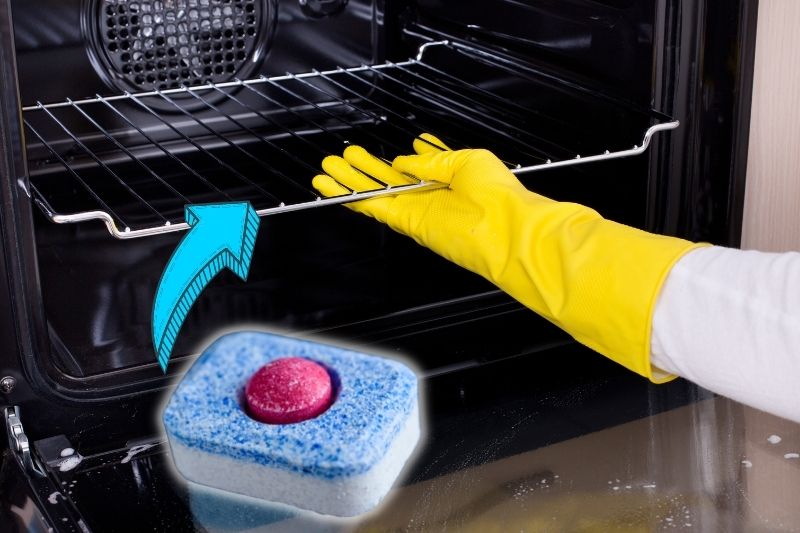 Cleaning oven trays and racks with dishwasher tablets