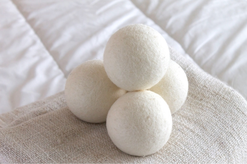 DIY dryer balls