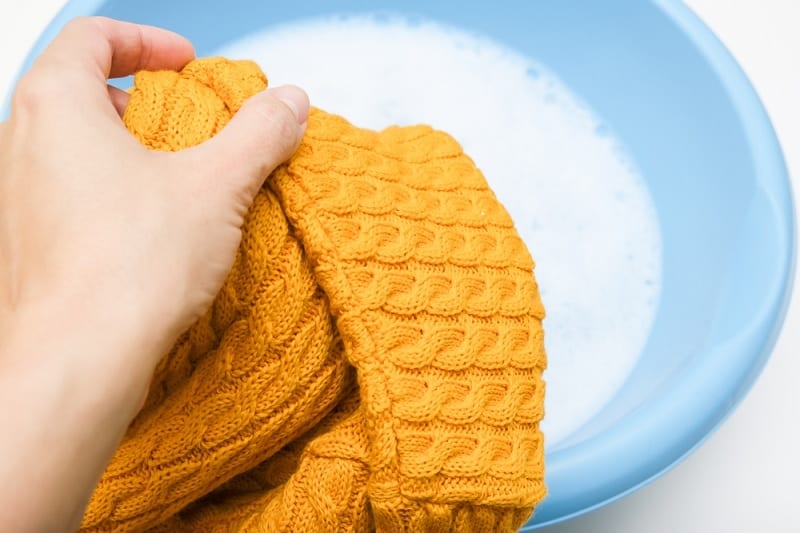 Washing wool sweater by hand