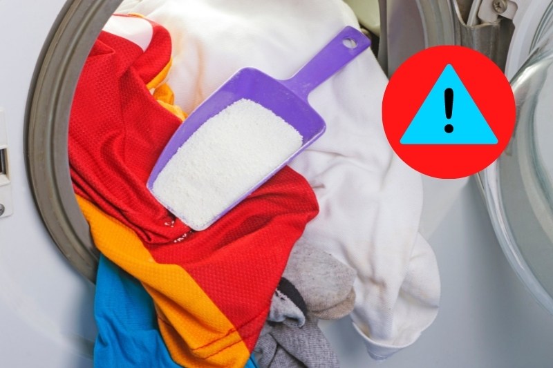 White Streaks on Clothes due to undissolved detergent