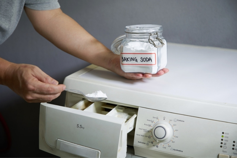 Can You Put Bicarbonate of Soda in the Washing Machine?