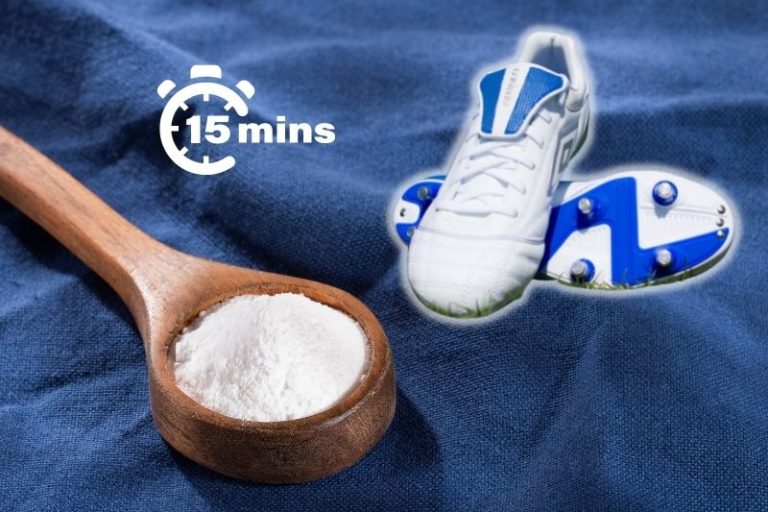 how-to-stop-football-boots-from-smelling