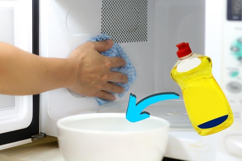 cleaning microwave with washing up liquid