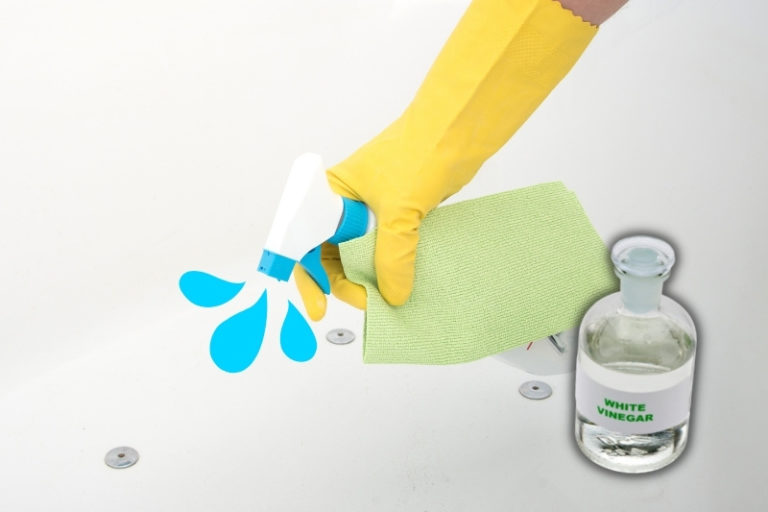 How to Clean a Stained Bathtub