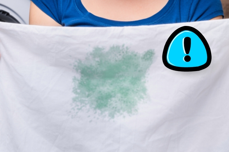How To Remove Colour Run From White Clothes