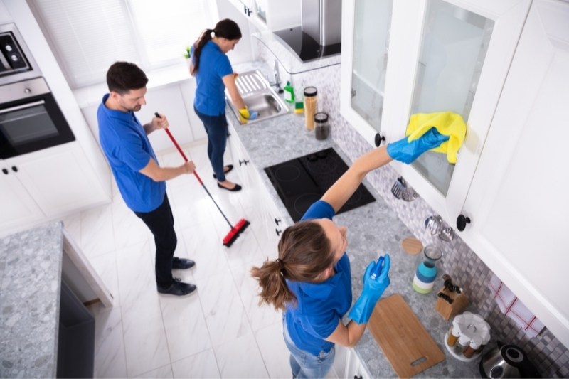 deep cleaning kitchen
