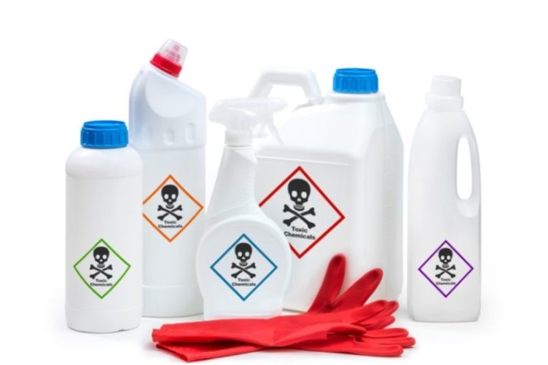 What Cleaning Chemicals Should Not Be Mixed?