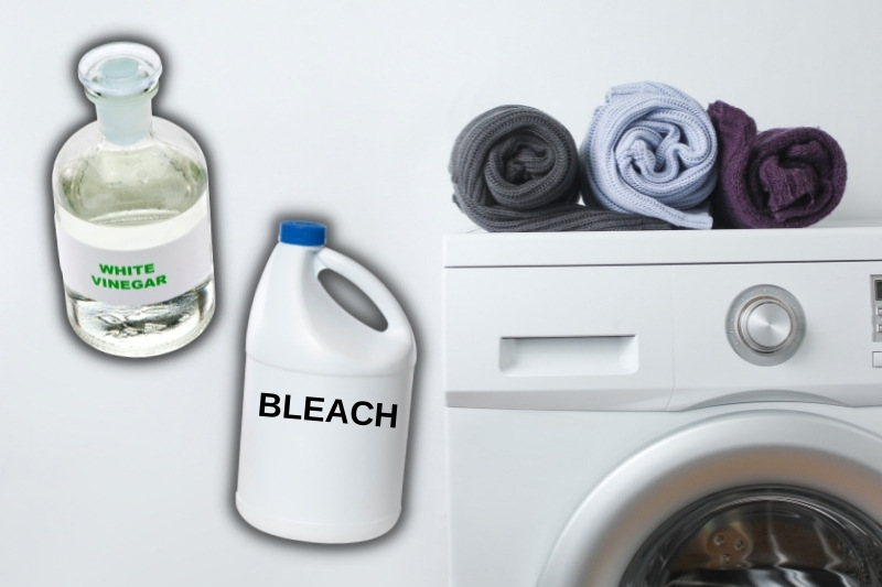 white vinegar and bleach as laundry cleanser alternative