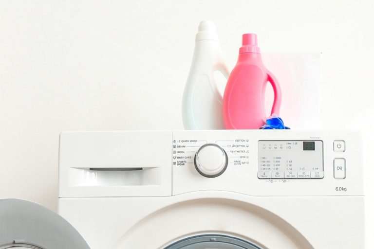 How to Use Fabric Conditioner in the Washing Machine