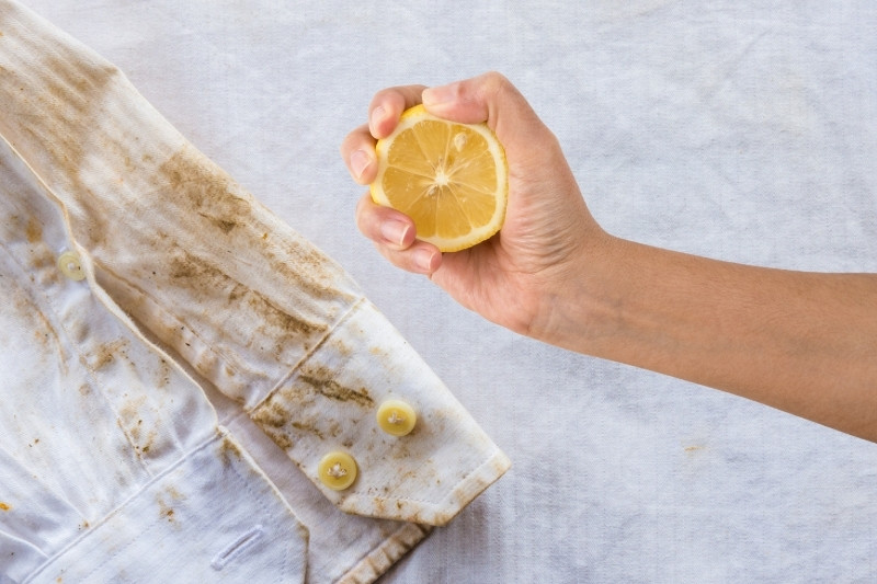 using lemon juice for rust stains