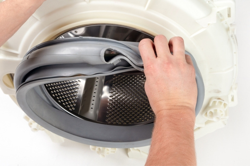 checking washing machine seal