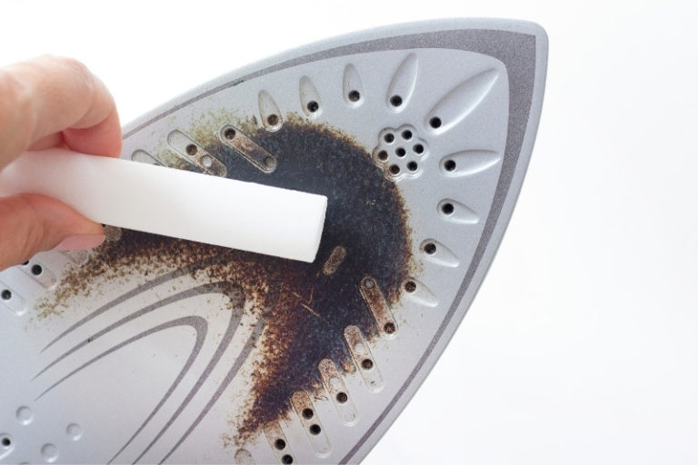 How to Clean an Iron with Paracetamol