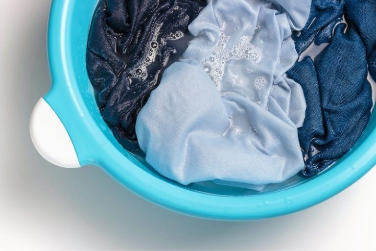 How to Dry HandWashed Clothes