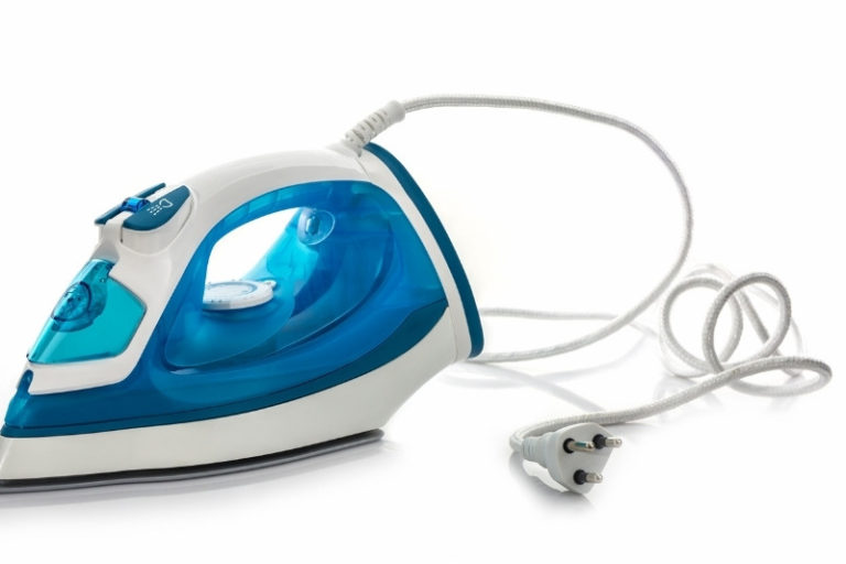 How to Clean an Iron with Paracetamol