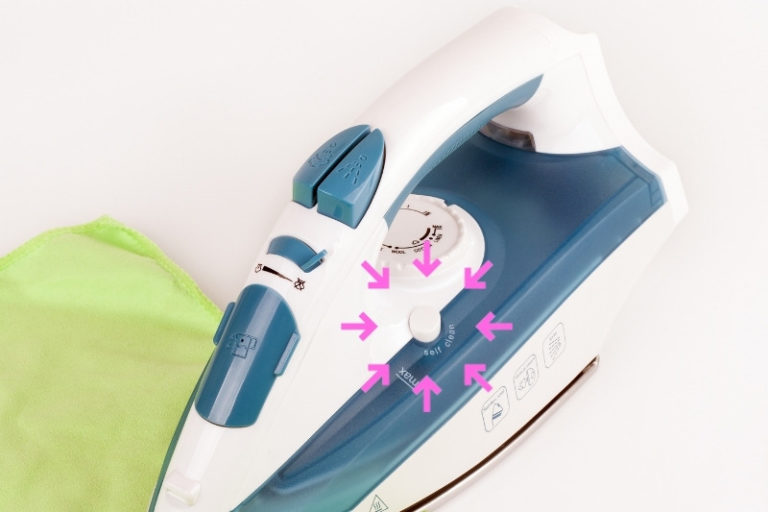 How to Clean an Iron with Paracetamol