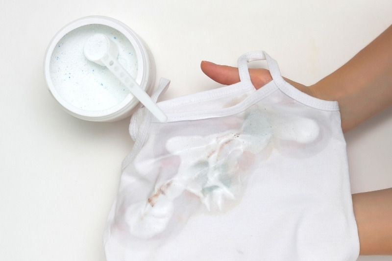 How to Remove Dye Transfer Stains from Clothes? - KDC