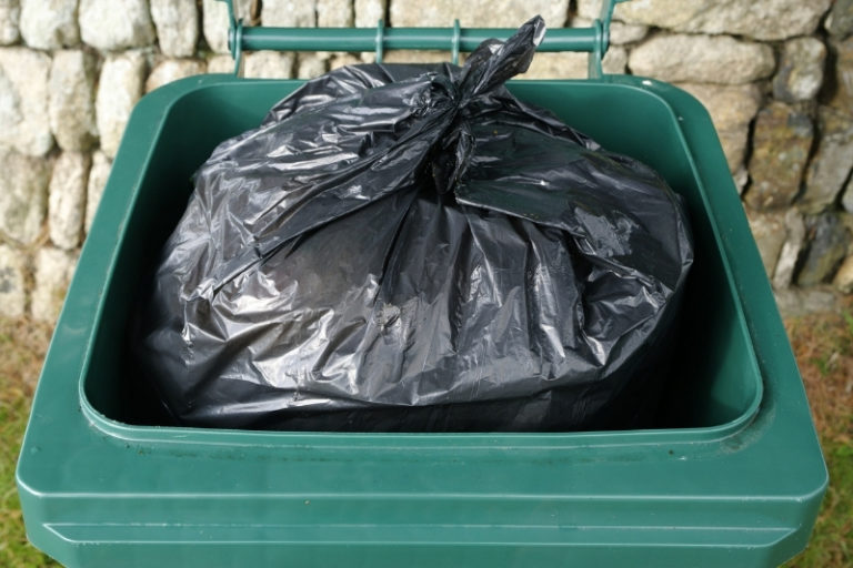 How to Clean a Wheelie Bin