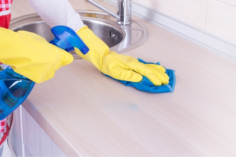 cleaning countertop