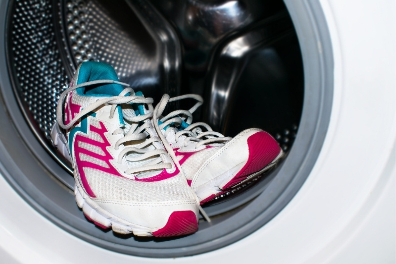 Drying shoes in tumble on sale dryer