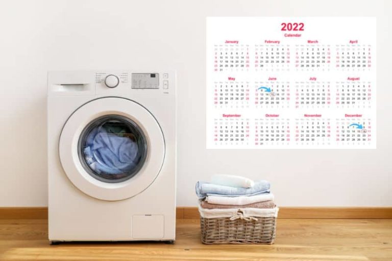 How to Wash Curtains in the Washing Machine