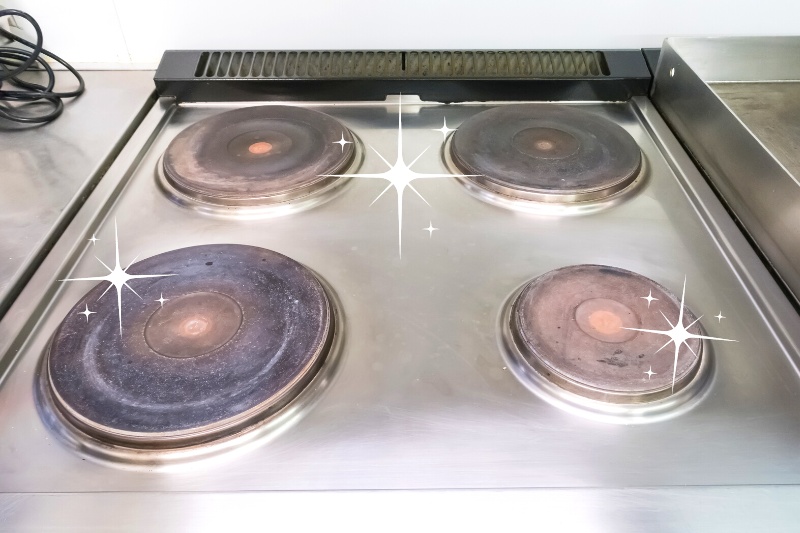 cleaning electric hob solid plates
