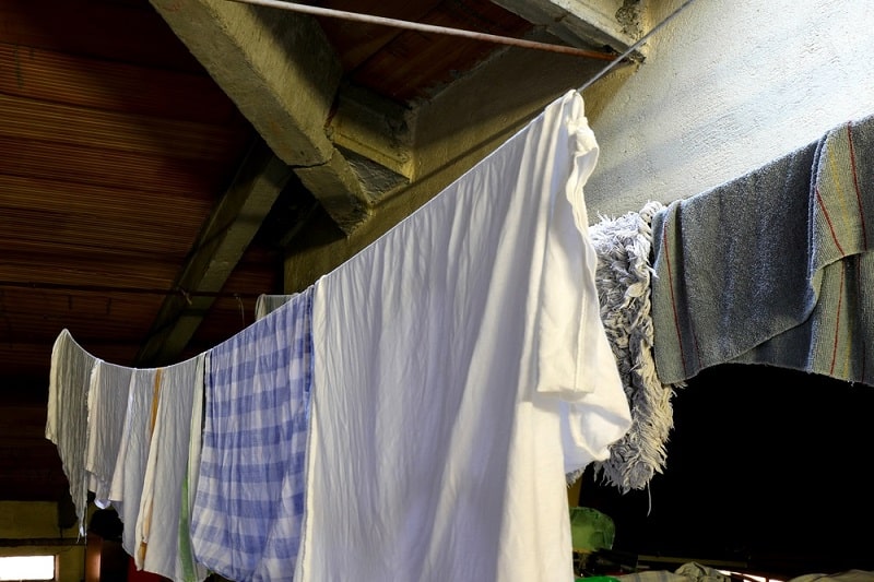 Clothesline inside