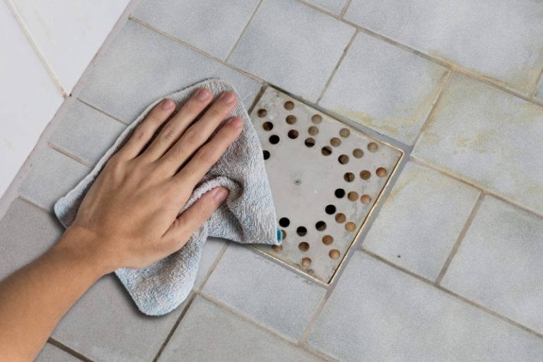 How to Clean Orange Stains in the Shower