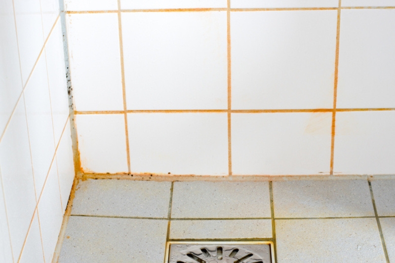 How to Get Orange Stains out of Bathroom Tile Grout - The Cards We Drew