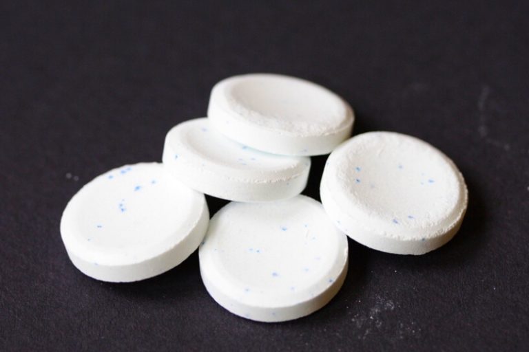 Can Denture Tablets Remove Limescale?