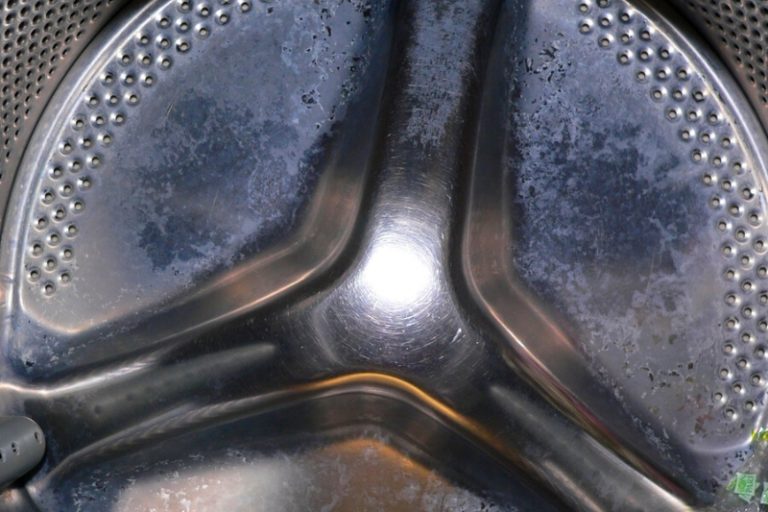 How to Get Rid of Limescale in a Washing Machine