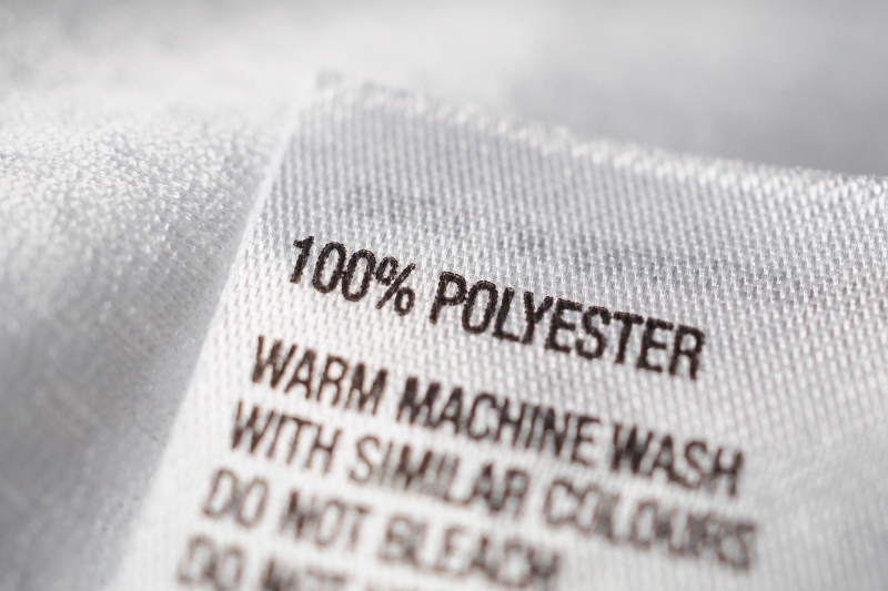 100% polyester care label