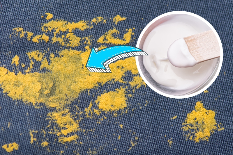 remove turmeric stain with bicarbonate of soda paste