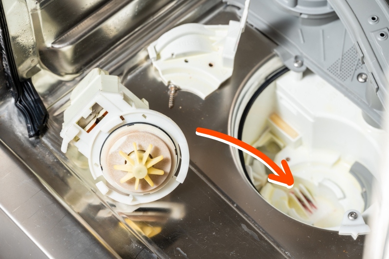 cleaning dishwasher pump
