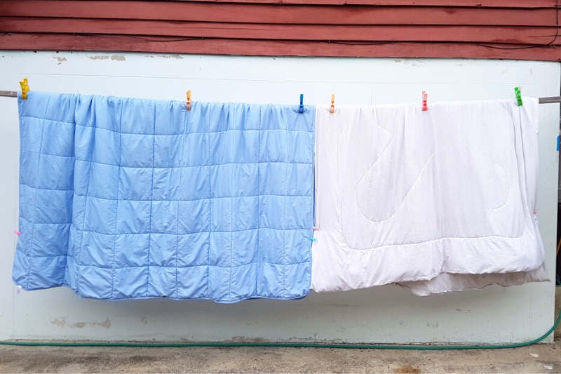 hanging comforters to dry