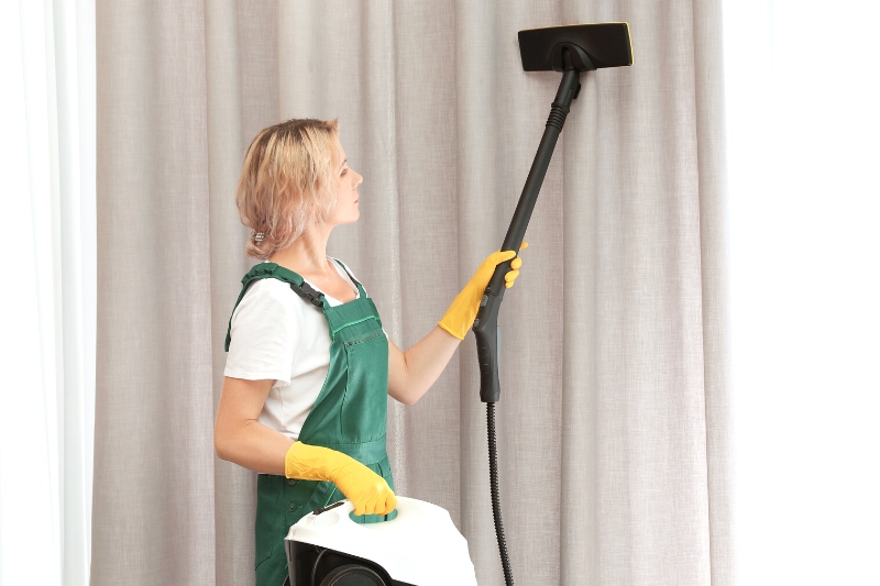 curtain professional cleaner
