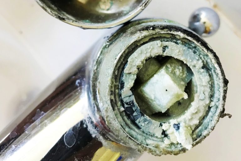 how-to-get-rid-of-really-thick-limescale