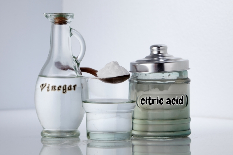 Citric Acid vs. Vinegar for Cleaning