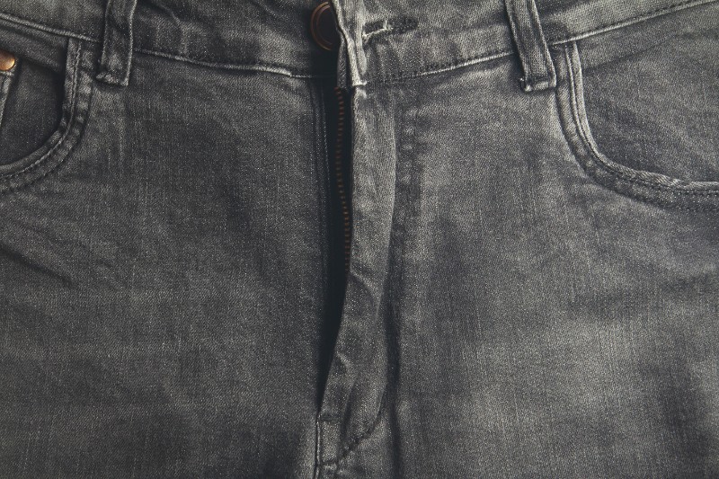 what-causes-white-streaks-on-black-jeans